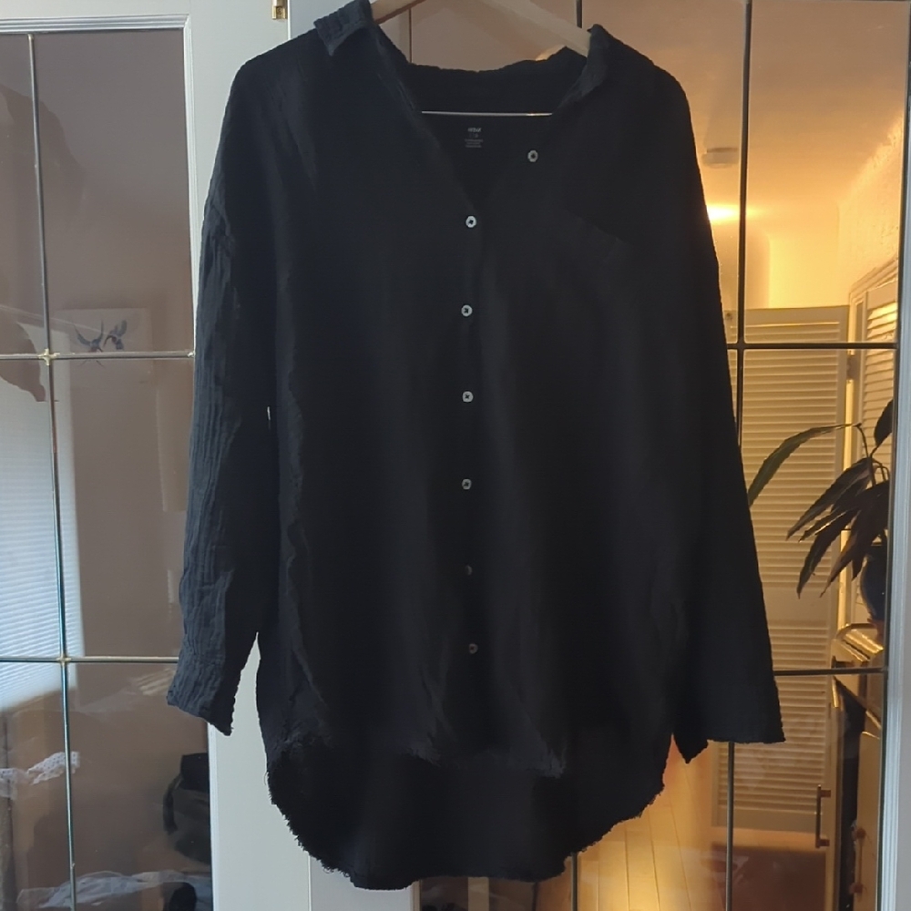 Gauzy & So Soft Aerie Women's Black Button Down Shirt